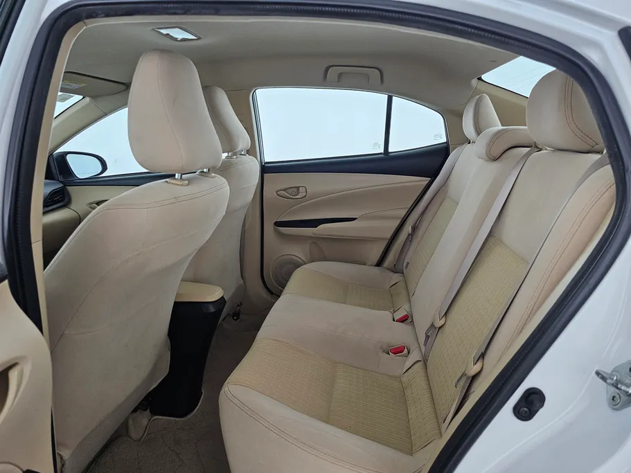 2022 Toyota Yaris  Y 