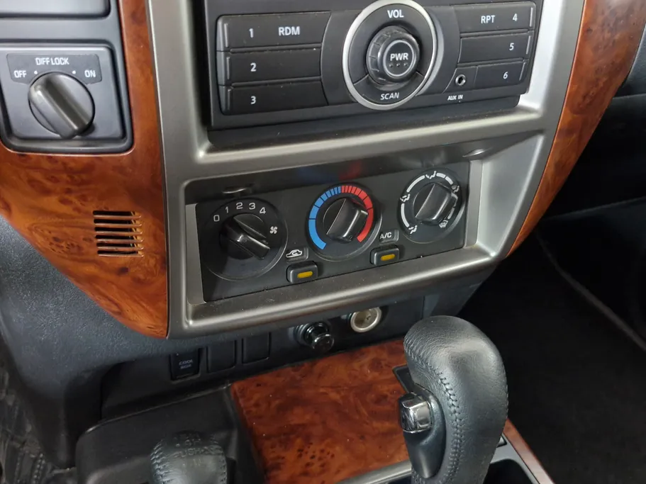 2019 Nissan Patrol Safari 