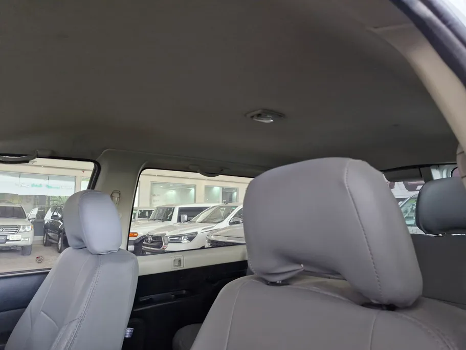 2023 Nissan Patrol GL 