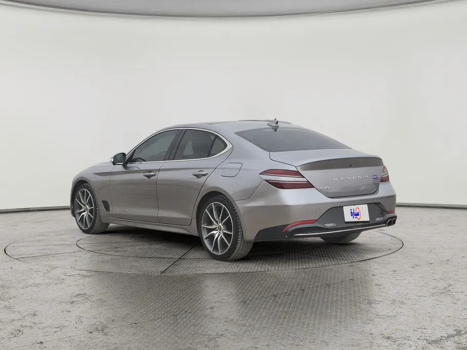 2023 Genesis G70  