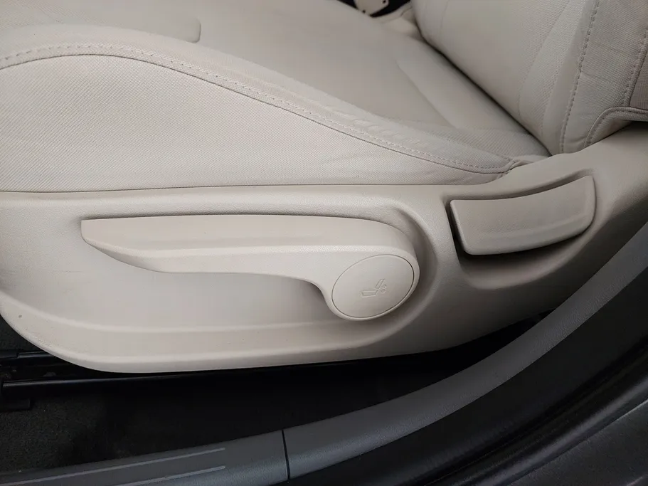 2022 Hyundai Elantra Smart 