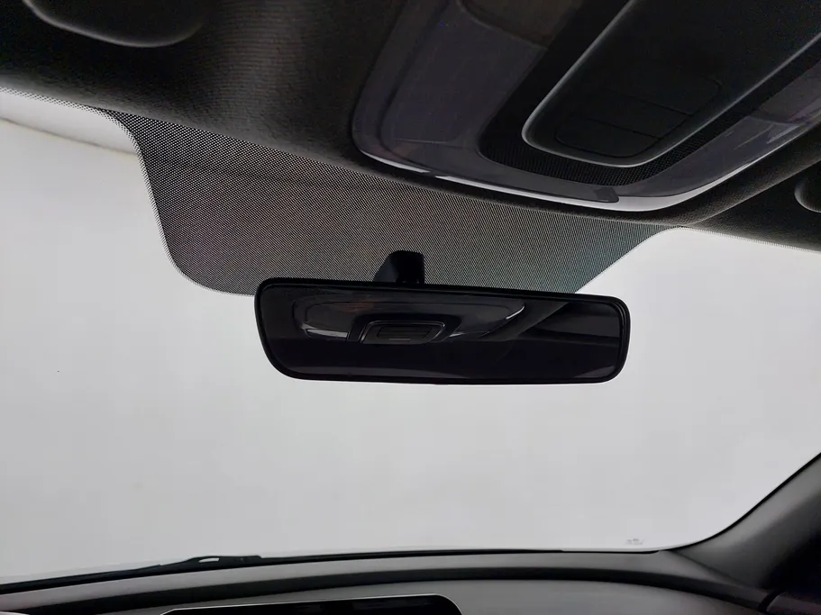 2022 Hyundai Elantra Smart 