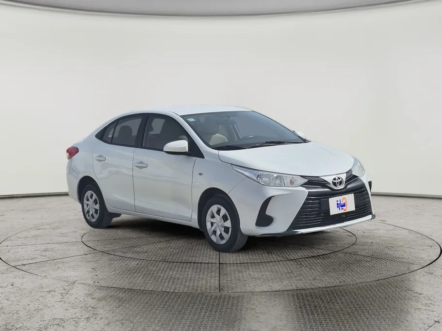 2022 Toyota Yaris  Y 