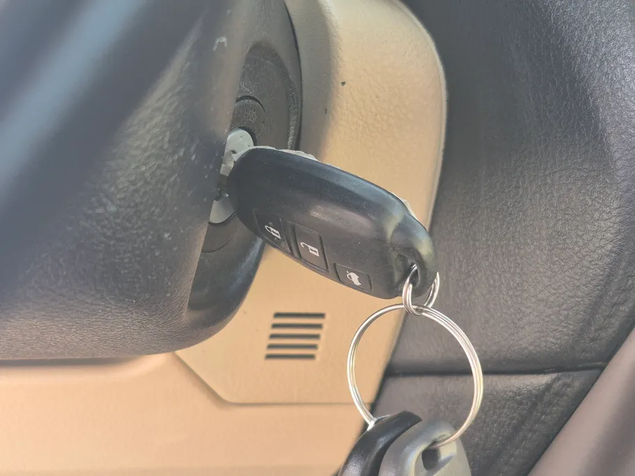 2022 Toyota Yaris  Y 