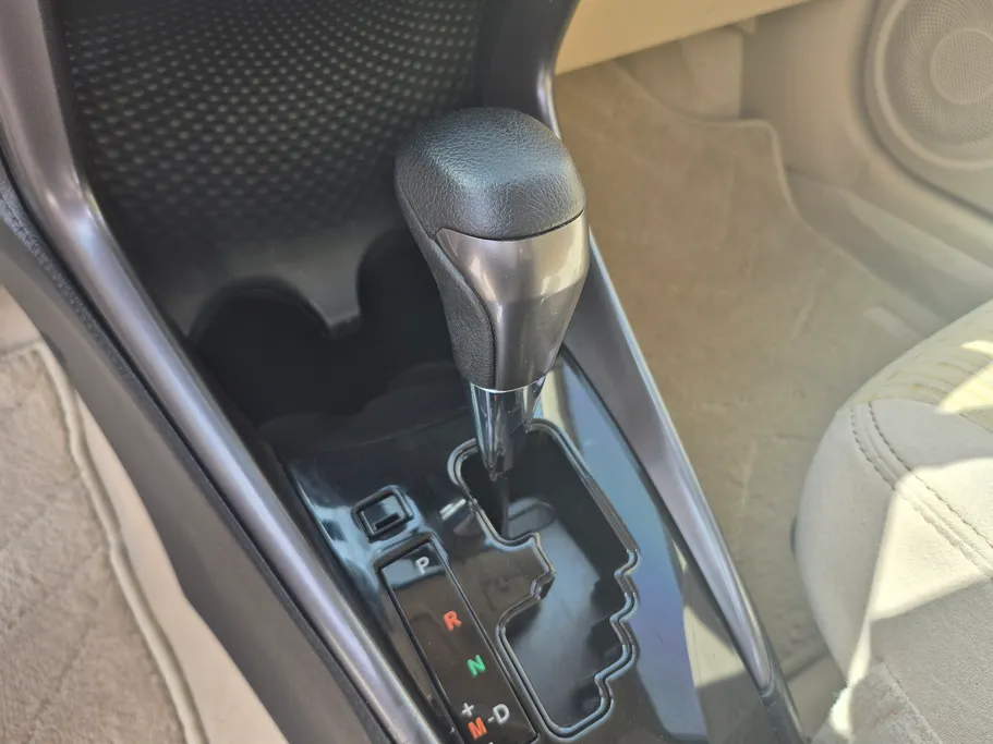 2022 Toyota Yaris  Y 