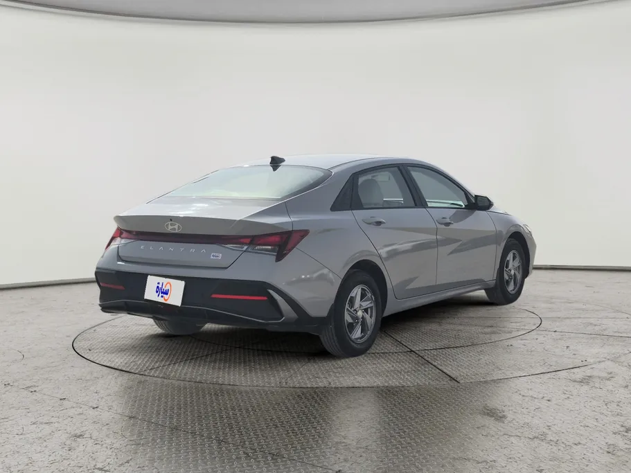 2024 Hyundai Elantra Fleet 