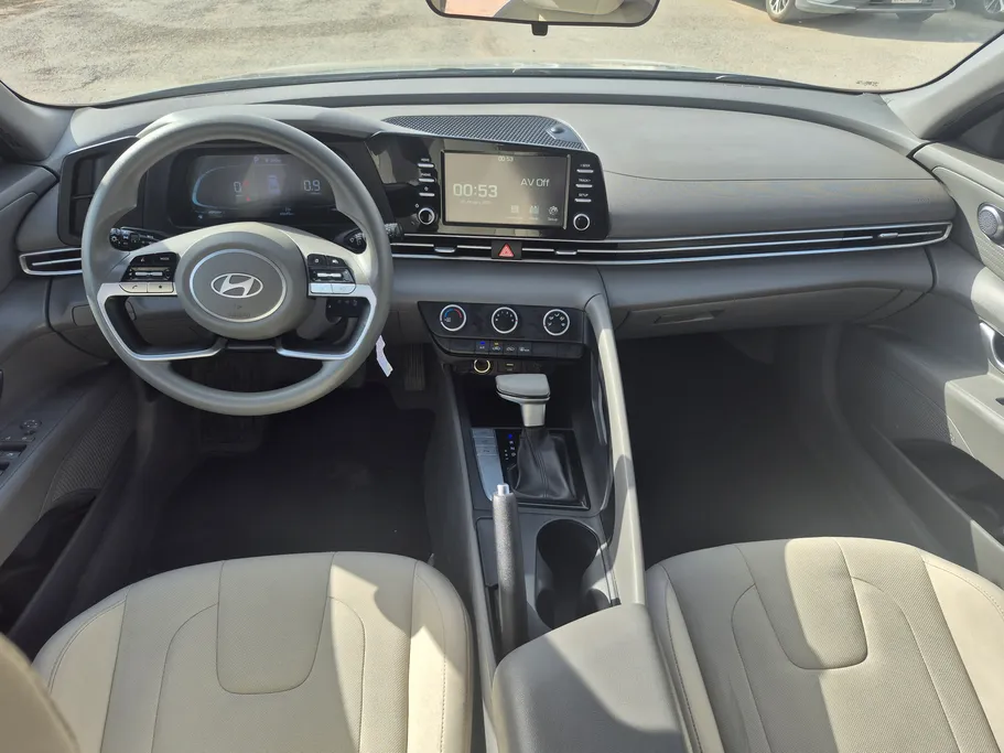 2024 Hyundai Elantra Fleet 