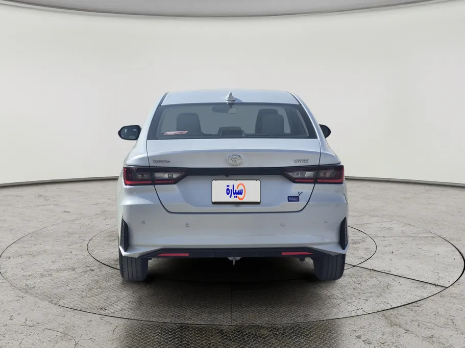 2024 تويوتا Yaris  Y 