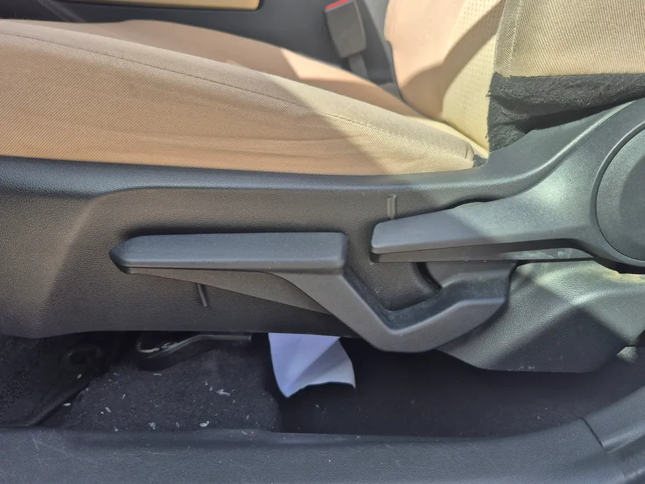 2024 تويوتا Yaris  Y 