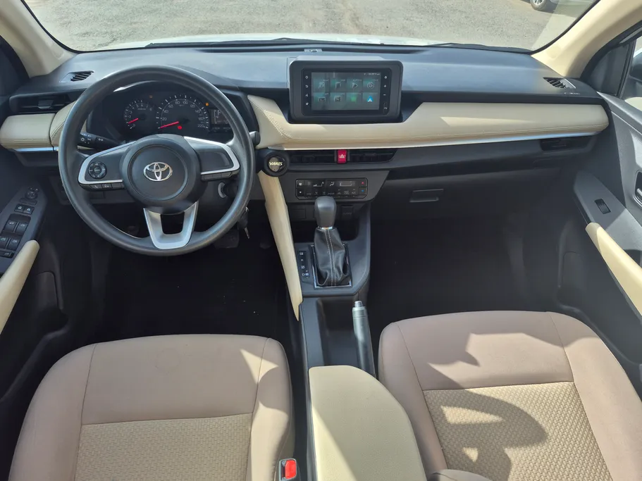 2024 تويوتا Yaris  Y 