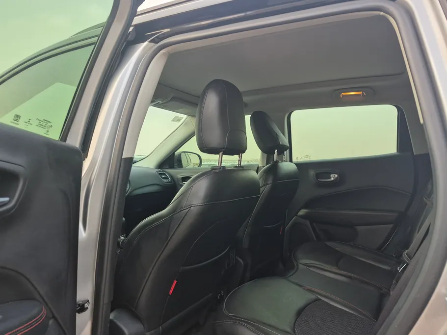 جيب كومباس Trailhawk 2019 