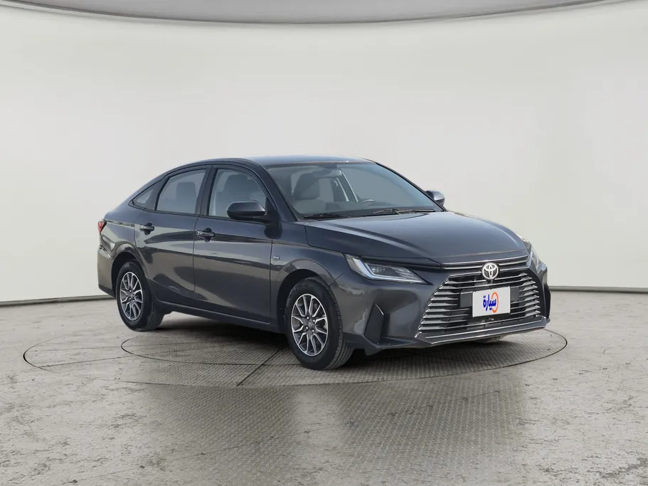 2023 Toyota Yaris  Y 
