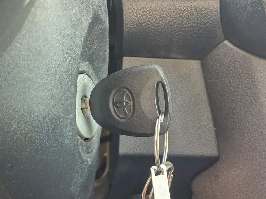 تويوتا يارس Y 2024 