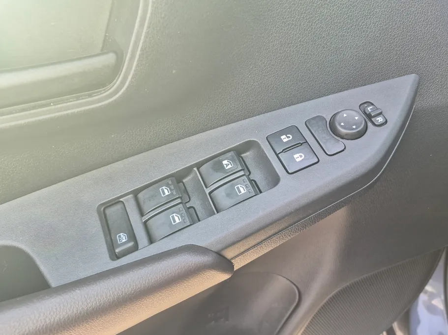 تويوتا يارس Y 2024 