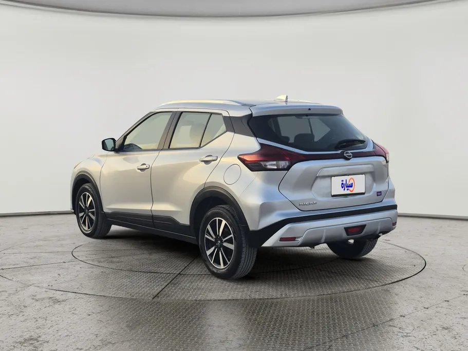 2024 Nissan Kicks S 