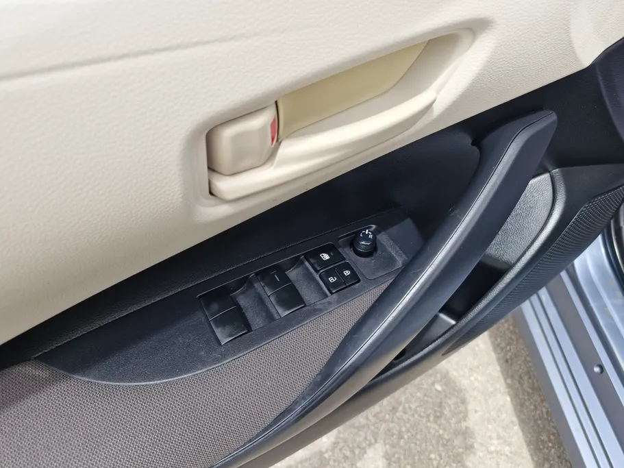 2023 Toyota Corolla XLI 