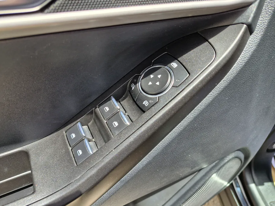 2021 Ford Explorer Standard 