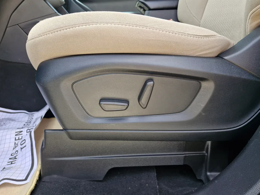 2021 Ford Explorer Standard 