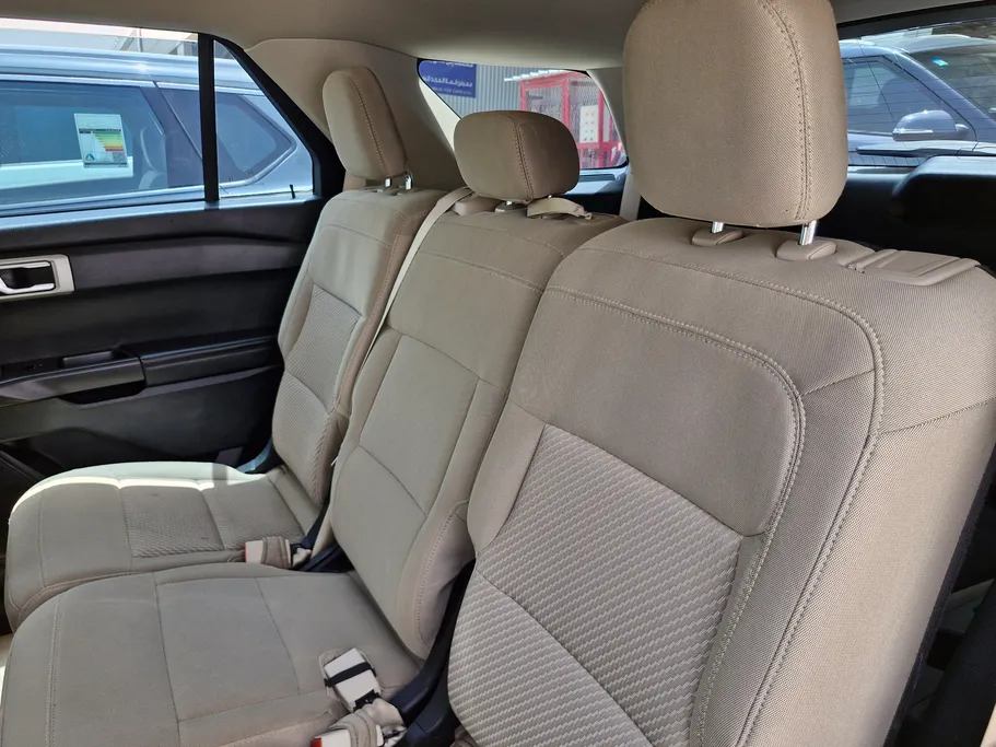 2021 Ford Explorer Standard 