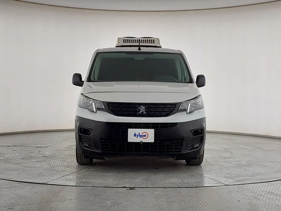 بيجو بارتنر Long van 2024 