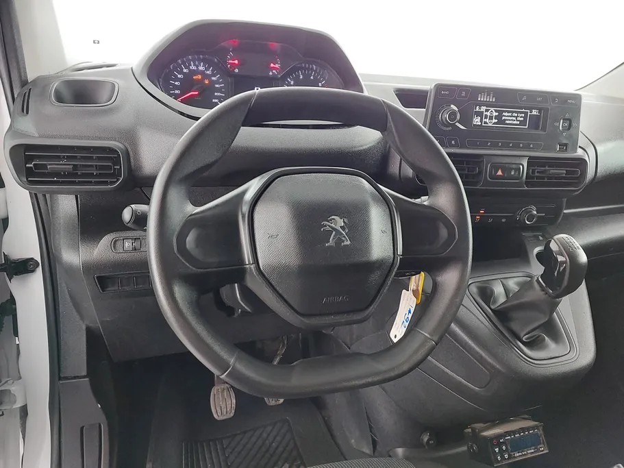 بيجو بارتنر Long van 2024 