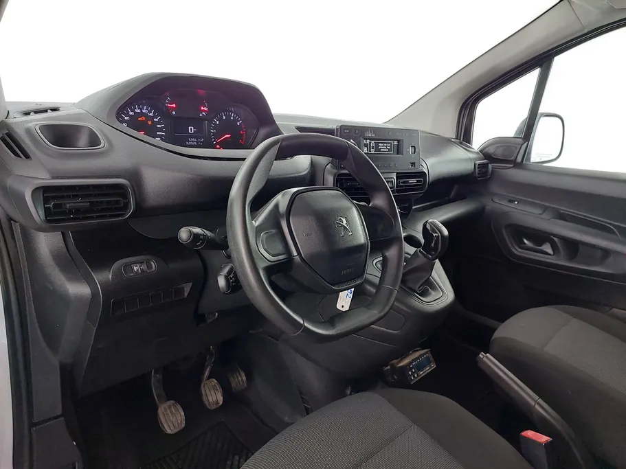 بيجو بارتنر Long van 2024 