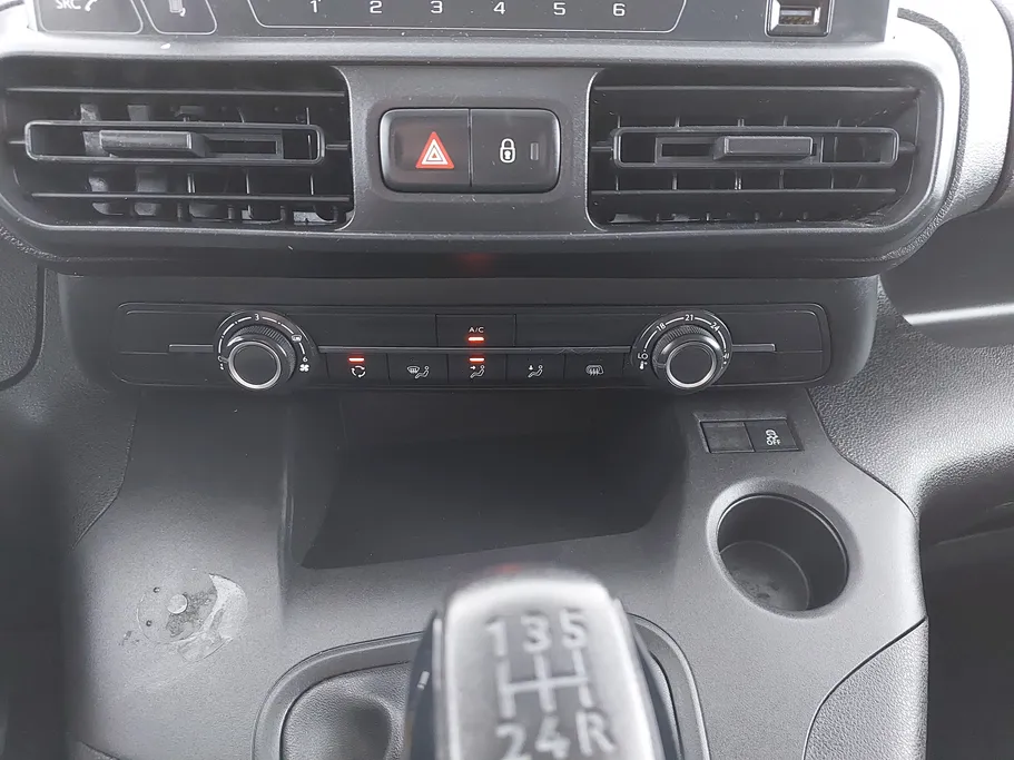 بيجو بارتنر Long van 2024 