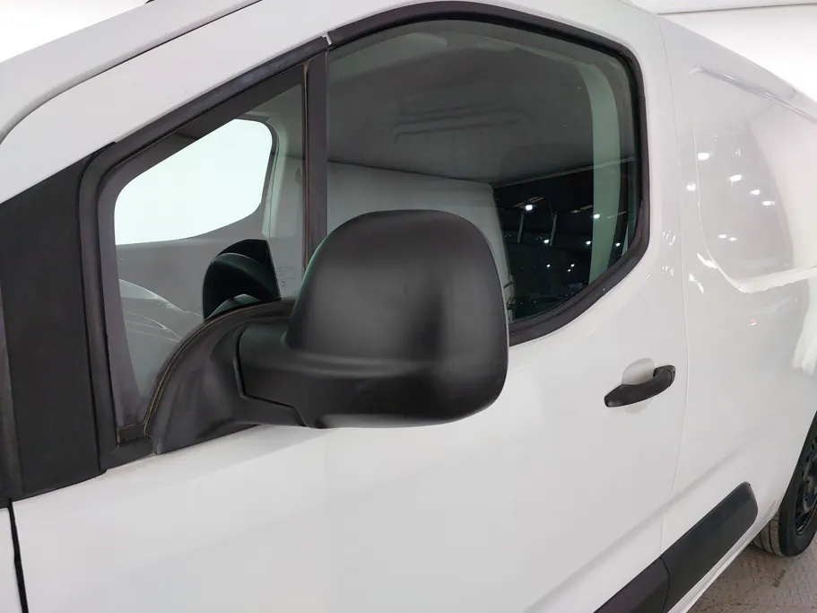 بيجو بارتنر Long van 2024 