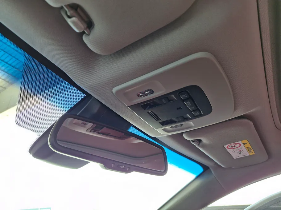 تويوتا كامري SE V6 2024 