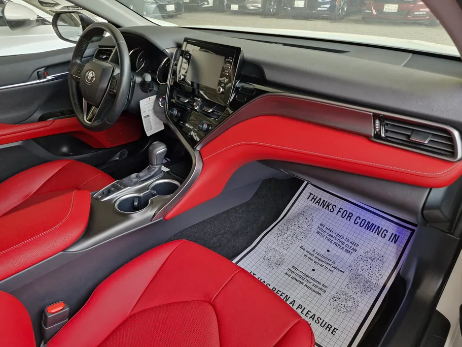 تويوتا كامري SE V6 2024 