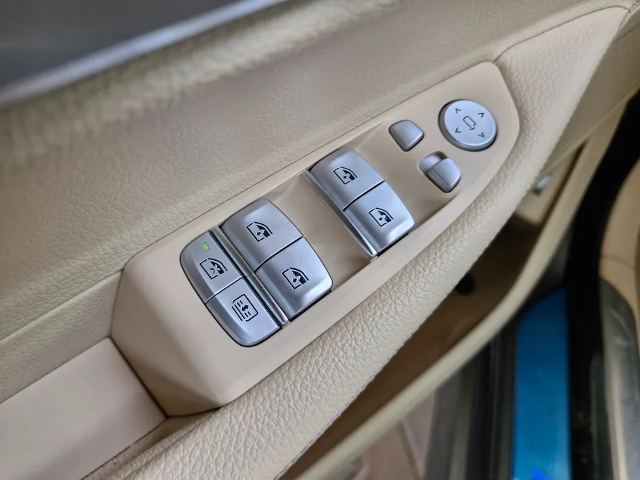 بي ام دبليو الفئة السابعة 730Li 2019 