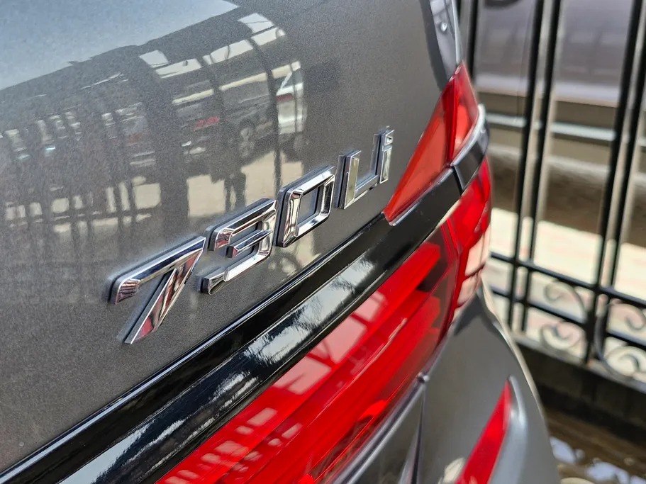 بي ام دبليو الفئة السابعة 730Li 2019 