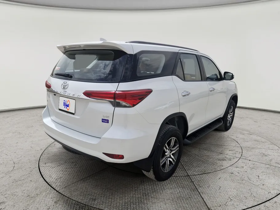 2023 Toyota Fortuner VX 