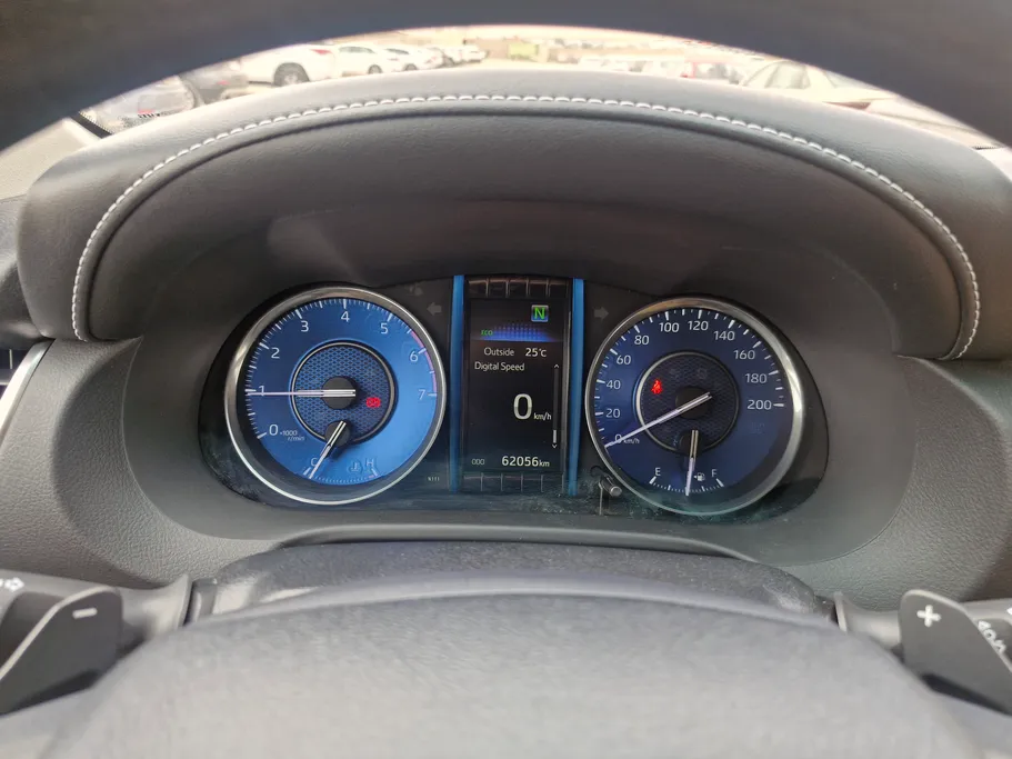 تويوتا فورتشنر VX1 2023 