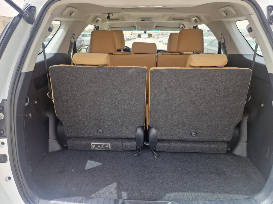 تويوتا فورتشنر VX1 2023 