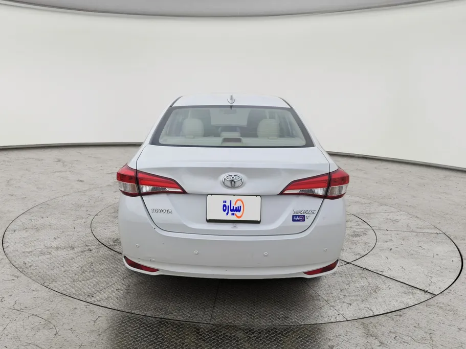 تويوتا يارس Y 2022 