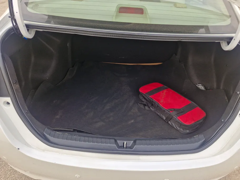 تويوتا يارس Y 2022 