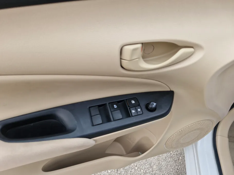 تويوتا يارس Y 2022 