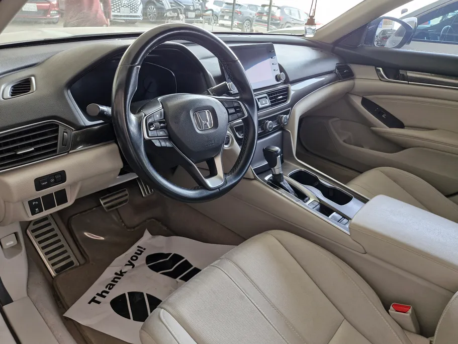 هوندا اكورد LX Sport 2022 