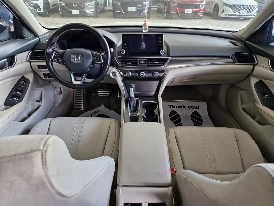 هوندا اكورد LX Sport 2022 