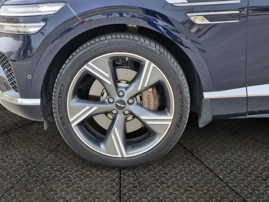 2025 Genesis GV80 Royal 