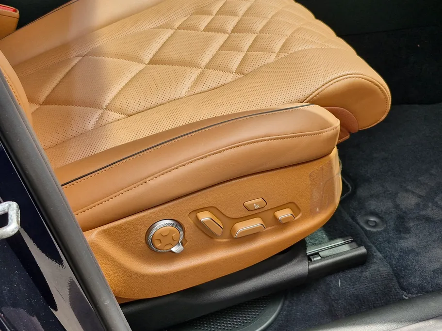 2025 Genesis GV80 Royal 