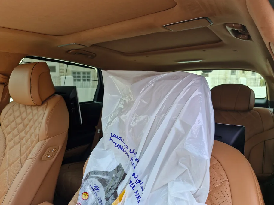 2025 Genesis GV80 Royal 