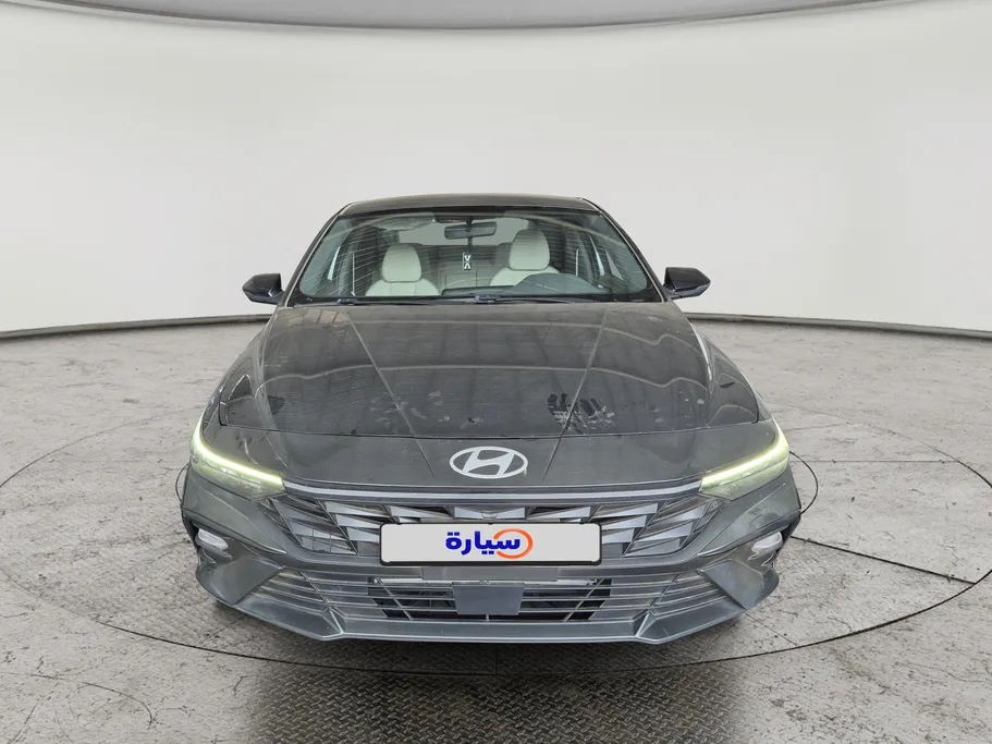 2025 Hyundai Elantra Smart 