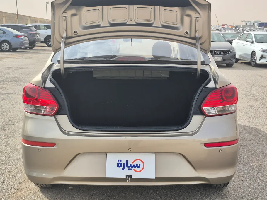 كيا بيجاس GL 2023 