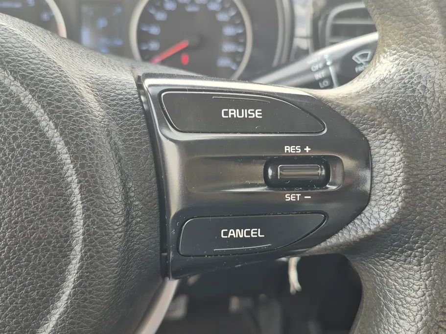 كيا بيجاس GL 2023 