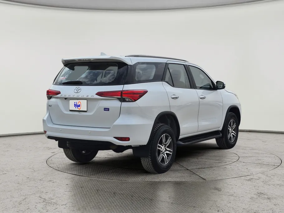 2023 Toyota Fortuner GX2 4x4 Diesel 