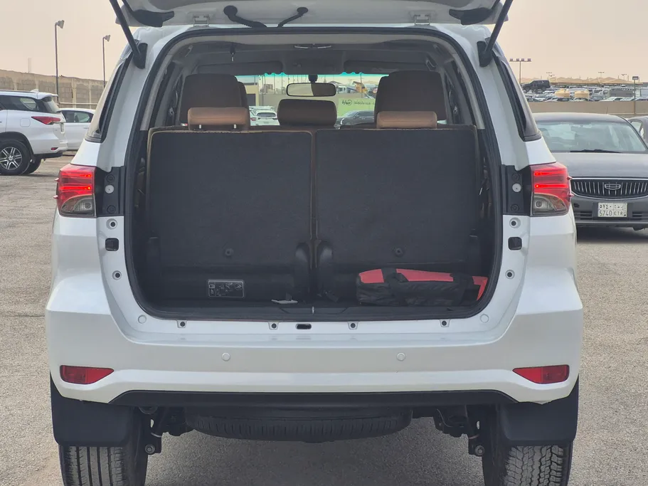 2023 Toyota Fortuner GX2 4x4 Diesel 