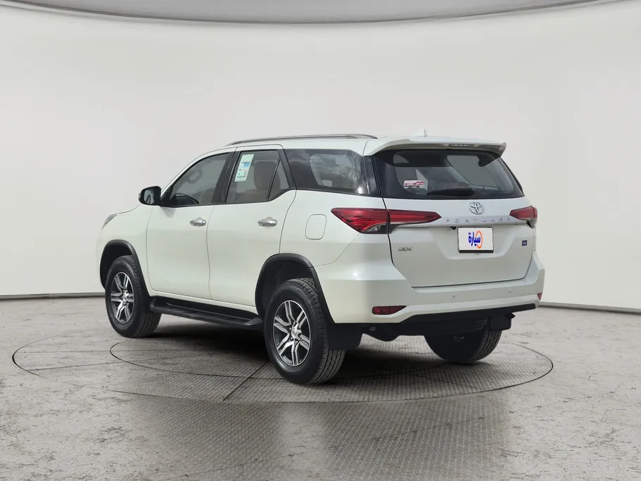 تويوتا فورتشنر GX2 4x4 2022 