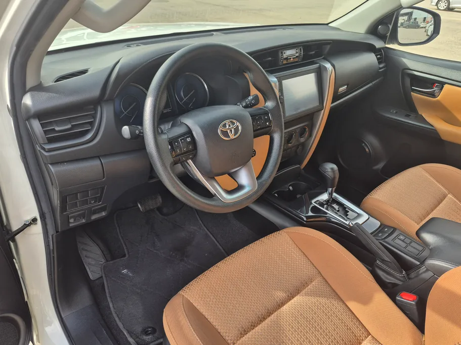 تويوتا فورتشنر GX2 4x4 2022 